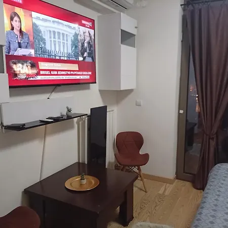 1 Na Vodi Waterfront Posaljite Poruku Radi Info O Nacinu Ulaska I Preuzimanje Kljuca 贝尔格莱德