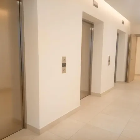 1 Na Vodi Waterfront Posaljite Poruku Radi Info O Nacinu Ulaska I Preuzimanje Kljuca